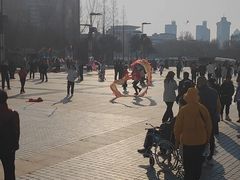 -泉城广场