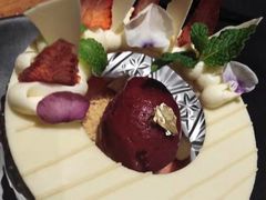 草莓奶冻-AZUL by FUEL蓝色·法式酒馆(琶醍店)