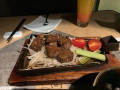 铁锄牛排-穹六人间 people 6(岳阳路店)