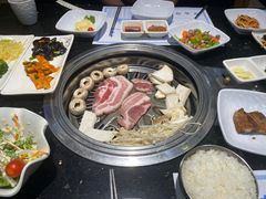 -青松馆韩国料理(香港中路佳世客店)