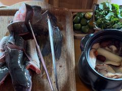 -咕嘟草帽鱼·牛奶一样的鲜鱼汤(包河万达广场创始店)