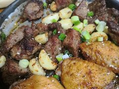 -老东镇啤酒屋海鲜加工·蒸汽海鲜·海鲜烧烤(台东店)