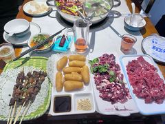 -乡土黄·鲜牛肉火锅·小龙虾(兴业街店)