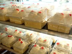 -红宝石·鲜奶小方·海派西点房(南丹店)