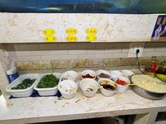 -洞亭火锅(防空洞总店)