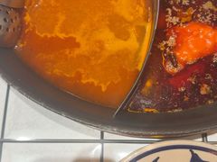 -旧街市鲜货老火锅(大光路店)