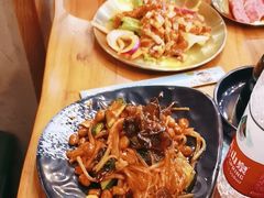 -合易泓烤肉·海肠捞饭(火车站店)