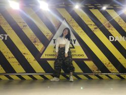 点击看大图 -TOMBOY爵士舞韩舞舞社