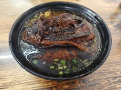 -小龙大肉面馆