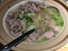 四川翘脚牛肉-小放牛炒菜馆(华北商厦店)
