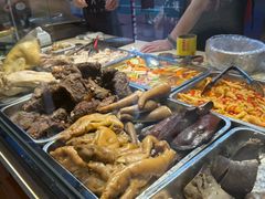 -王浩儿纪六孃甜皮鸭(乐山总店)