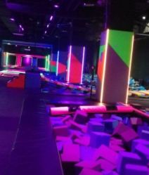 -蹦贝运动中心·蹦床·攀岩·闯关(龙岗店)