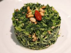松子马兰头-晓淮山·扬州早茶·淮扬菜(龙阳广场店)