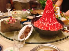 雪花肥牛-海上明月海鲜火锅 鲜切牛肉