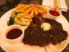 -WOLFGANG PUCK KITCHEN & BAR(迪士尼小镇店)