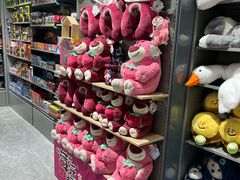 -潮品挚尚(五角场苏宁易购店)