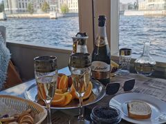 -滴血救世主教堂