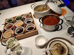 -翡翠小城·海鲜豆捞·广式点心(老佛爷店)