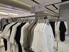 -URBAN REVIVO(七宝领展广场店)