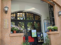 -良友书坊(安徽路店)