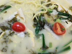 -玖鲜小笼(中山广场店)