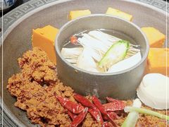 -晓宇重庆火锅(龙首店)
