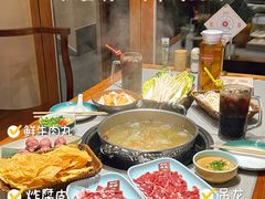 -四点金粥底火锅(沂州里店)