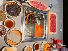 -海底捞火锅(宝龙广场夜宵主题店)