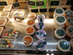 -酥大興·新国潮糕点配茶饮(龙岗万达黑金店)
