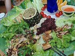 -沐毫傣泐云南菜孔雀宴•手抓饭傣味烧烤(曼听公园店)