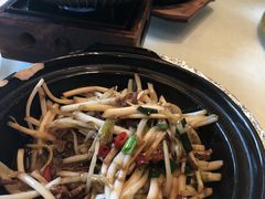 -梅花香里大酒店(郁金香路店)