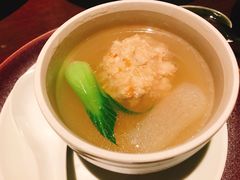 蟹粉狮子头-湖滨28中餐厅·西湖宴·杭州君悦酒店