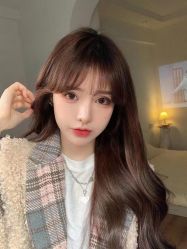 -时尚殿堂明星门店