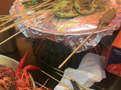 -何师烧烤Pro ·江湖川菜·小龙虾·精酿(太古里旗舰店)