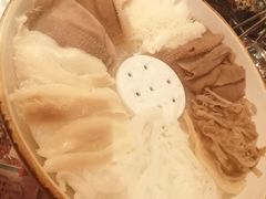 -新哥老官·畅吃123·美蛙世界(苏宁广场店)