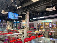 -马路牙子烧烤音乐酒馆(望京店)