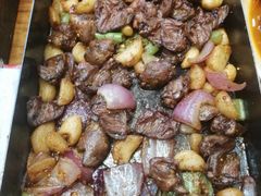 -老东镇啤酒屋海鲜加工·蒸汽海鲜·海鲜烧烤(台东店)