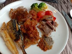 -天际餐厅(广州珠江新城假日酒店)