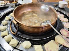 -阿山卓·野生菌火锅·纳西火塘烤肉