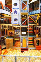 -嗨翻Hi-Fun竞技主题乐园·蹦床团建生日聚会(五棵松华熙店)