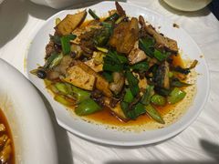 -华光驿站私房菜·黑金冠