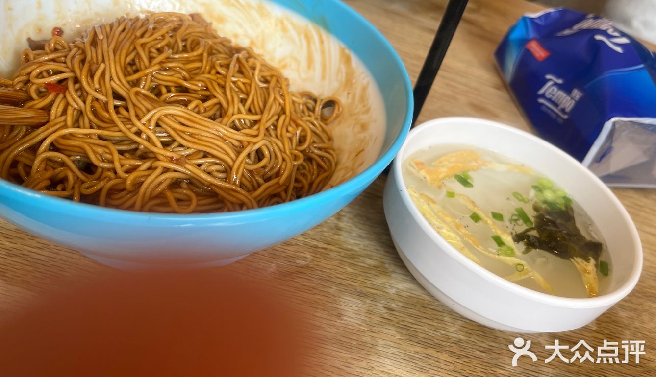 干贝辣肉面可以一试