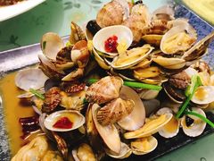 -老东镇啤酒屋海鲜加工·蒸汽海鲜·海鲜烧烤(台东店)