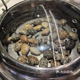 必吃榜海鲜餐厅—第一次有人给剥虾