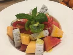 -樱花里音乐餐吧·牛扒椰子鸡(东圃店)