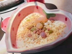 -伴山牛贵州黄牛肉火锅·苗疆非遗艺术餐厅(上海首店)