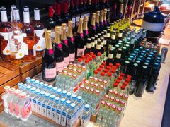 江小白-乔哥铭洋海鲜自助(皇城恒隆广场店)