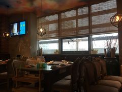 -三人行骨头王火锅(长寿店)