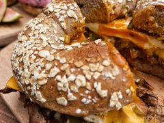 -Catch Bagel(芳草地店)