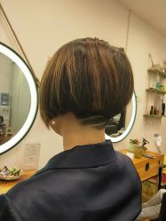 -709号发型屋